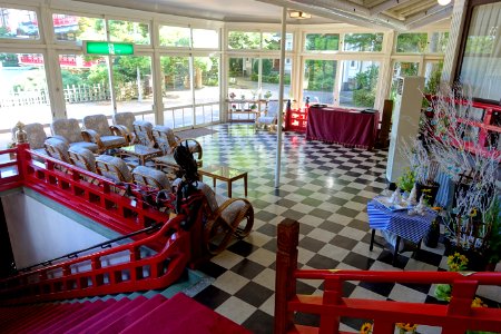 Waiting room - Fujiya Hotel - Hakone, Japan - DSC06188