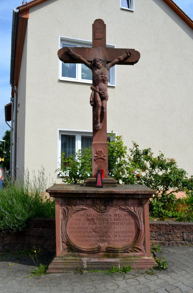 Weißkirchen, Urselbachstraße, Krämer-Kreuz