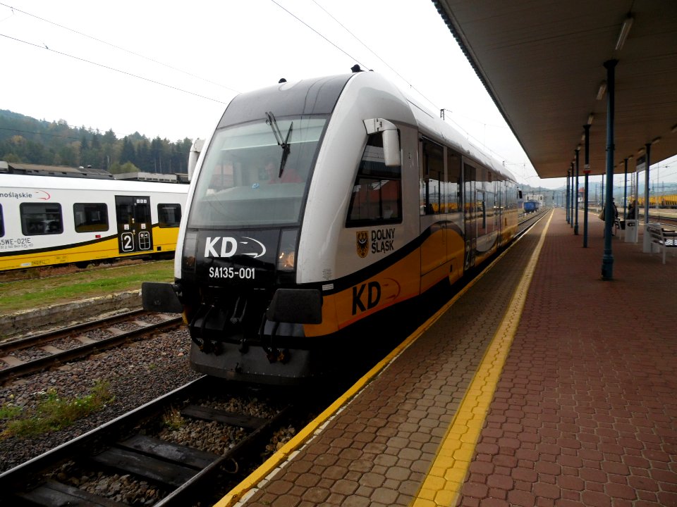 WAŁBRZYCH GŁÓWNY-PKP, AB-085