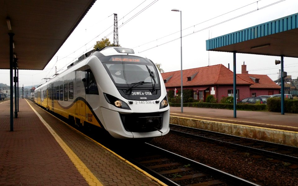 WAŁBRZYCH GŁÓWNY-PKP, AB-082