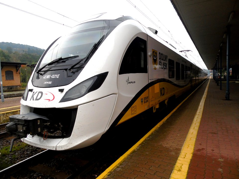 WAŁBRZYCH GŁÓWNY-PKP, AB-087