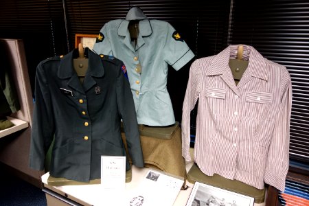 WAC uniforms, 1960s-1970s - Fort Devens Museum - DSC07201