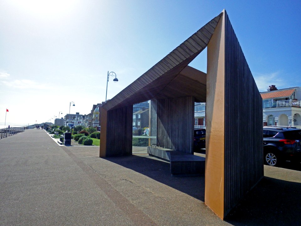 Weather shelter, West Parade, Bexhill-on-Sea (2)
