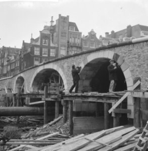 Werkzaamheden aan Torensluis te Amsterdam, Bestanddeelnr 913-4051