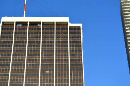 Window washers downtown Miami