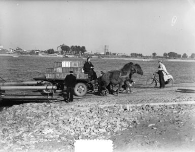 Waal veer met paard-en-wagen, Bestanddeelnr 904-8163