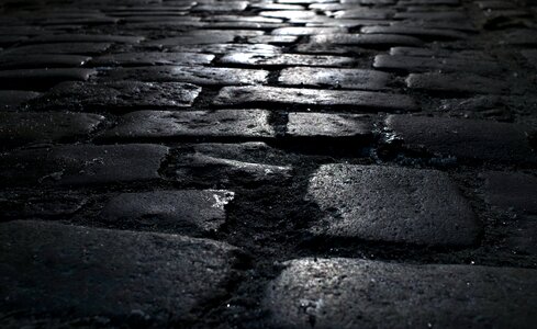 Walkway dark glow