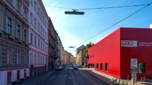 Wien 18 Gentzgasse 001