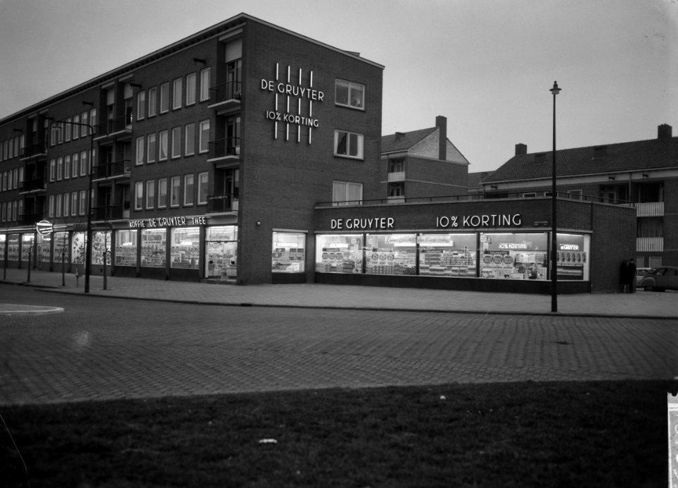 Winkel De Gruijter aan de Johan Huizingalaan 176 te Amsterdam, Bestanddeelnr 916-1033