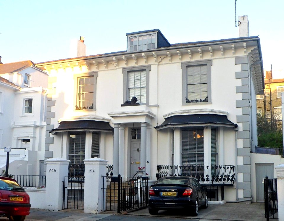 White Knights, 1 Albany Villas, Hove (NHLE Code 1298667) (September 2013)