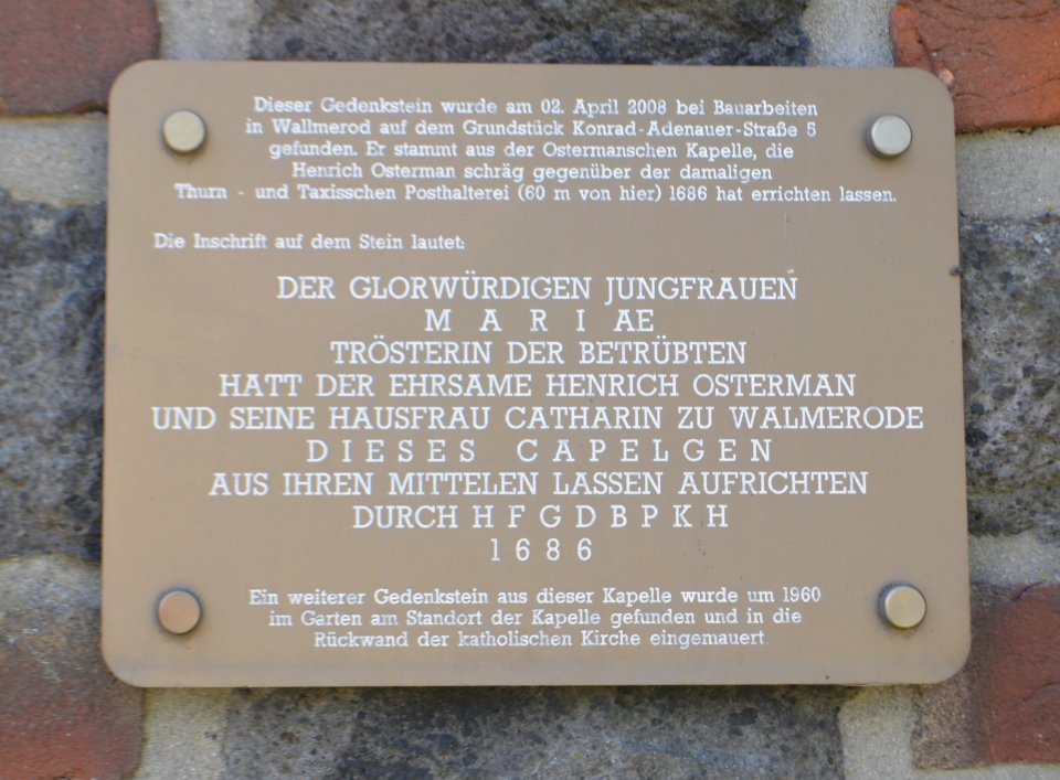 Wallmerod, Evangelische Christuskirche, Grabstein, Tafel