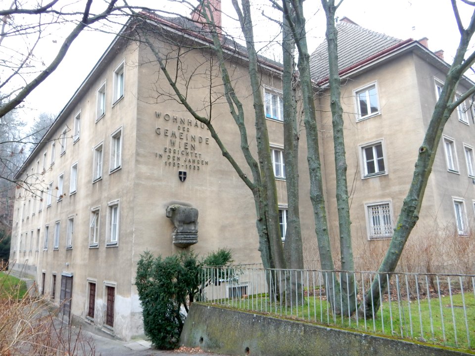 Wien Neuwaldegger Straße 19-21