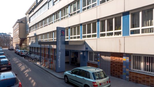 Wien 15 Schulzentrum Friesgasse a