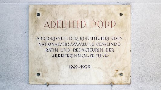 Wien 16 Adelheid-Popp-Hof f
