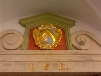 Walburgiberg Eichstätt -Wappen an Türstock Gruftkapelle