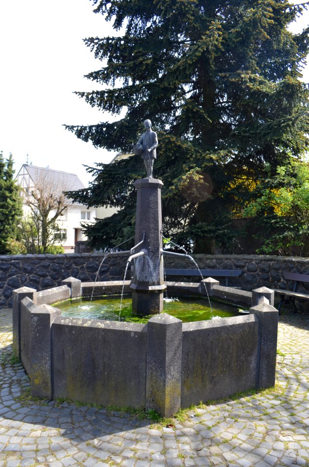 Wallmerod, Brunnen Konrad-Adenauer-Straße