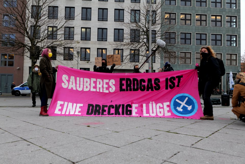 WintershallMustFall protest Berlin 2020-12-11 02