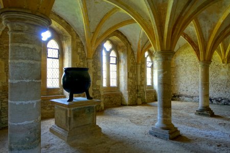 Warming Room - Lacock Abbey - Wiltshire, England - DSC00892