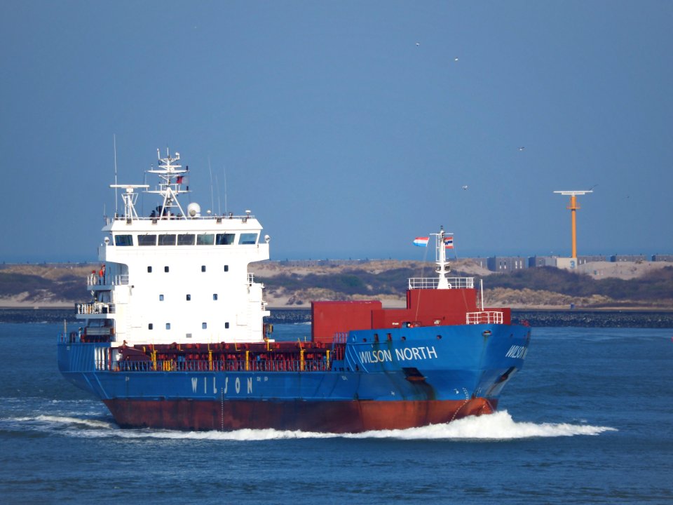 Wilson North (ship, 2010) IMO 9430947, Port of Rotterdam pic2
