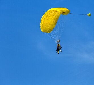 Skydiving fly freedom