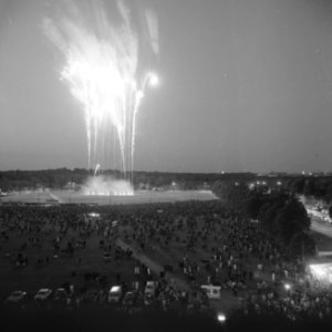 Vuurwerk op het Malieveld, overzicht vuurwerk, Bestanddeelnr 917-9203