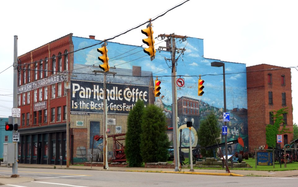 W.H. Smith Hardware Store - Parkersburg, West Virginia - DSC05556