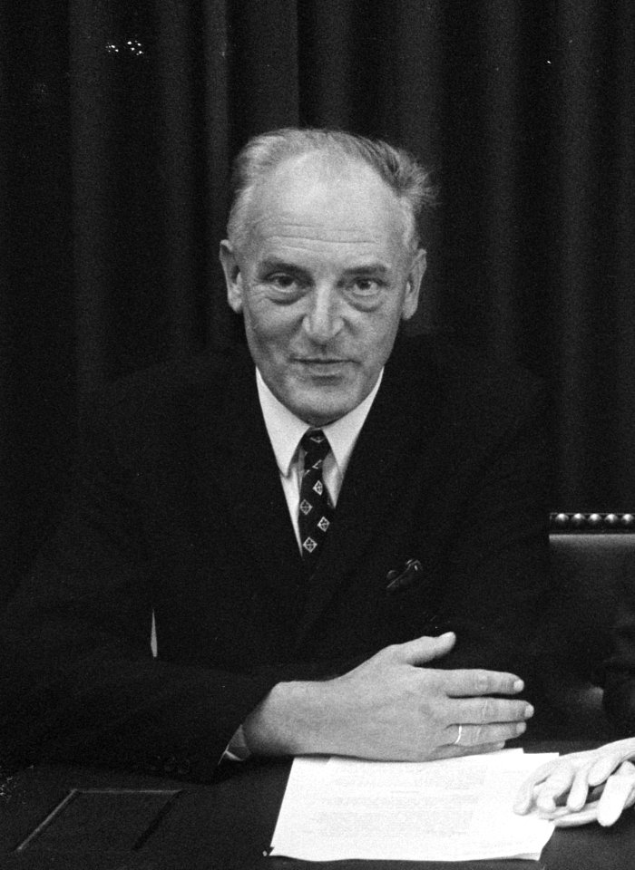 W.J. Schuitemaker Bestanddeelnr 923-7065 (cropped)