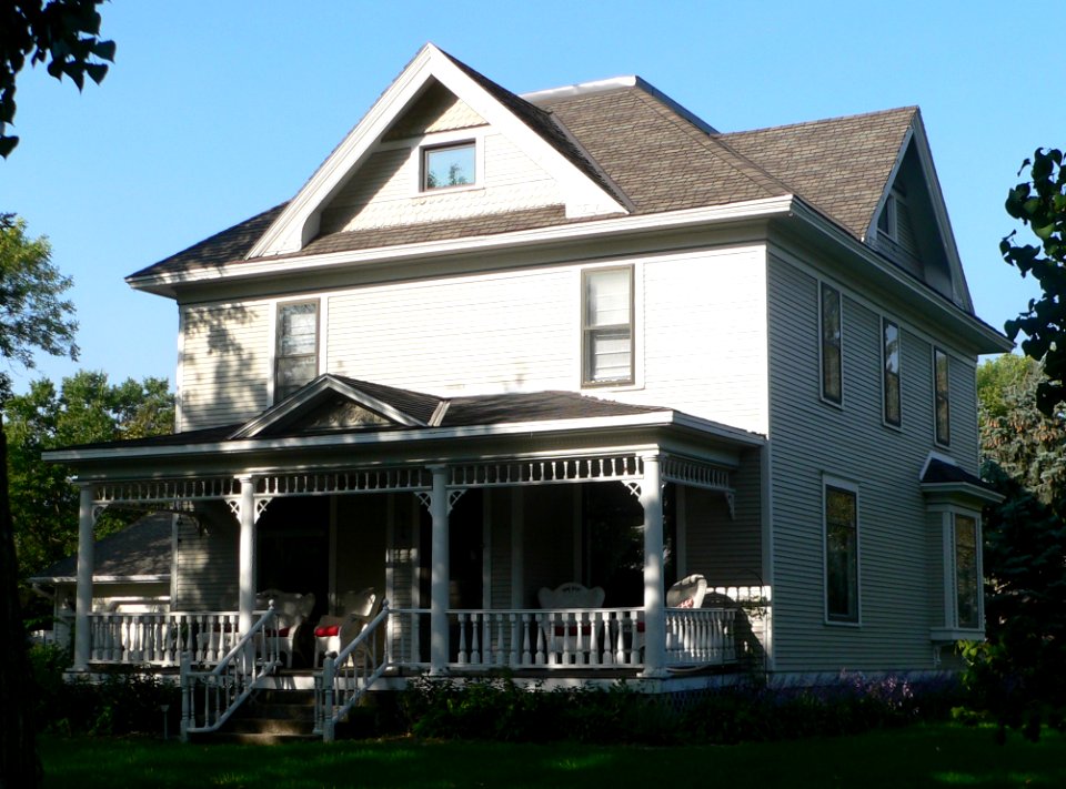 W and R Glendenning house from NE 1