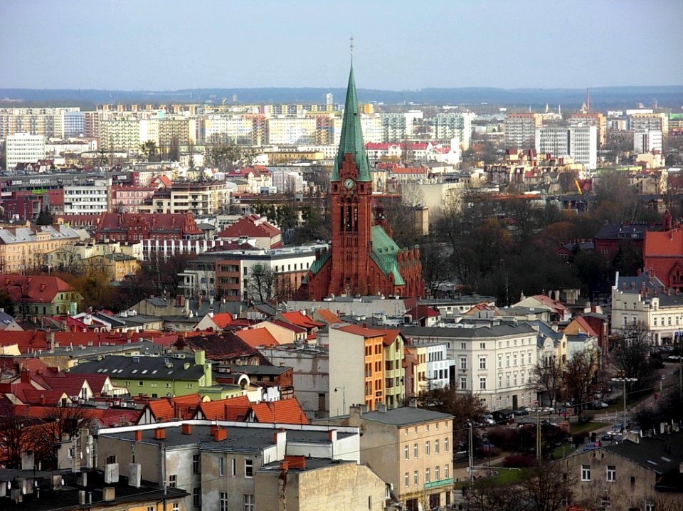 W ciśn Bdg widok 03-2013 kościół Boboli