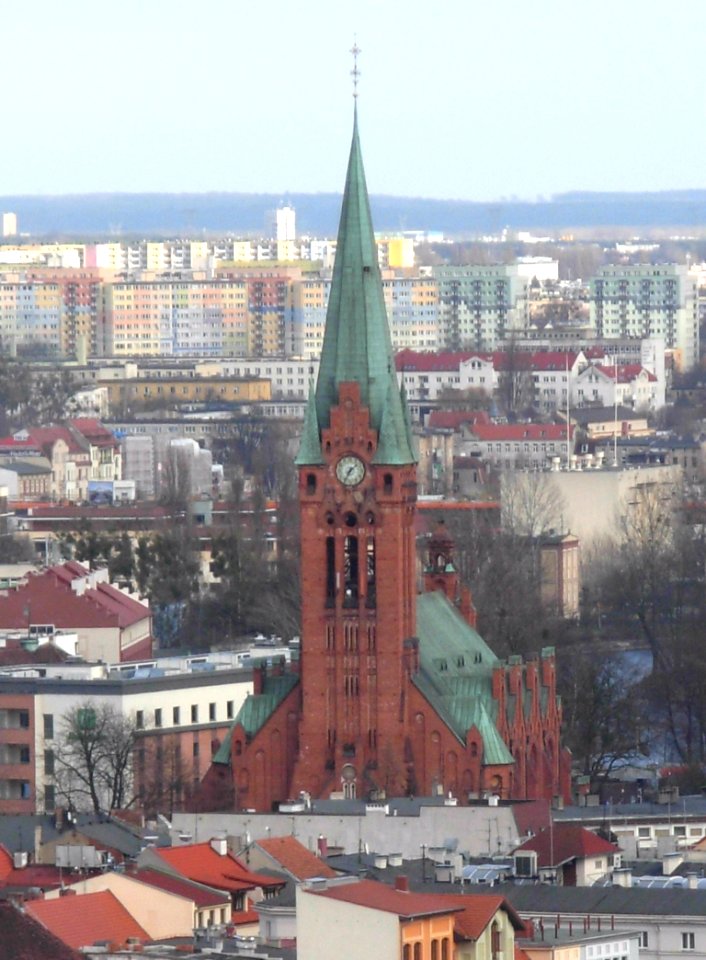 W ciśn Bdg widok 03-2013 kościół Boboli c