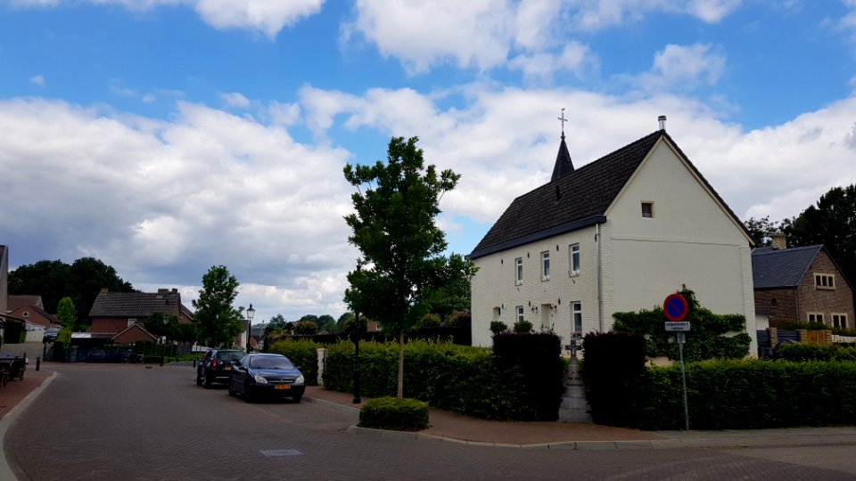 Wahlwiller-wegkruis Oude Baan-President J.F. Kennedystraat (3)