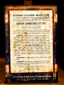 Wagner Lockheed brake fluid can, pic3