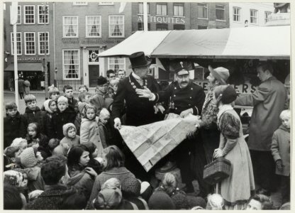 Wagenspel i.v.m. de heropening (voetgangersdomein) van de Grote Markt