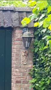 Wahlwiller-Mariasculptuur in gevel President J.F. Kennedystraat 2 (2)