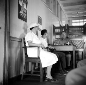 Wachtkamer in Suriname, Bestanddeelnr 252-2271