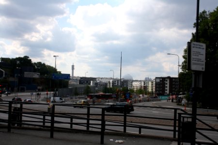 Vy över Henriksdal-tågstation