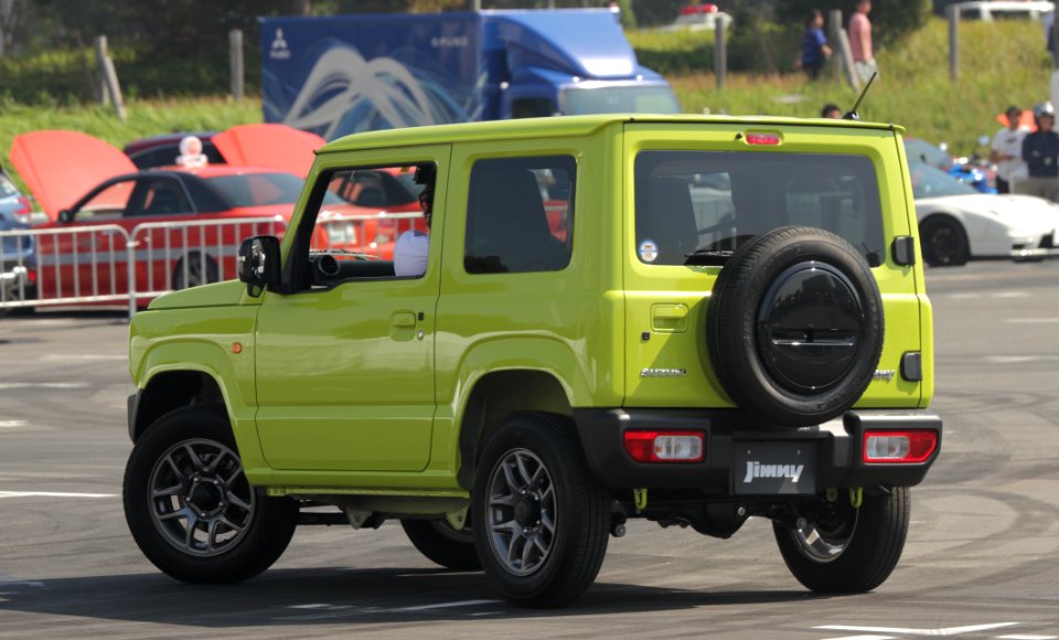 Suzuki Jimny XC rear