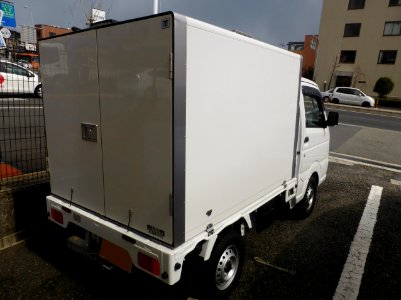 Suzuki CARRY freezer (DA16T) rear