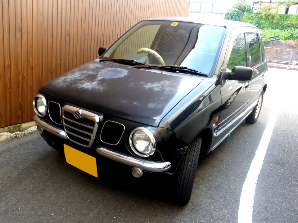 Suzuki Cervo C (CN22S) front
