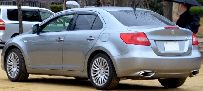 Suzuki Kizashi Unmarked car rear