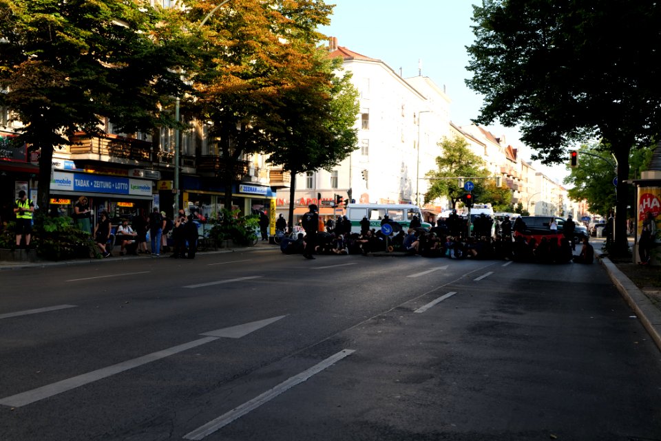 Syndikat eviction protest Berlin Hermannstraße 2020-08-07 11