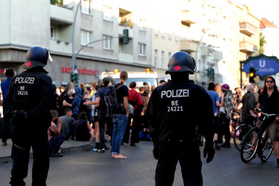 Syndikat eviction protest Berlin Hermannstraße 2020-08-07 25