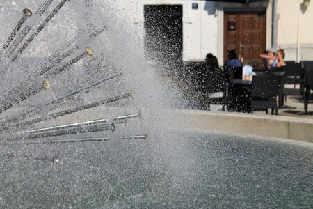 Spray bubble water feature photo