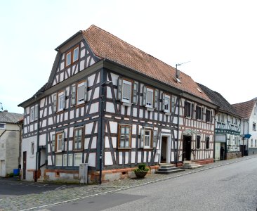 Staden, Parkstraße 11-13