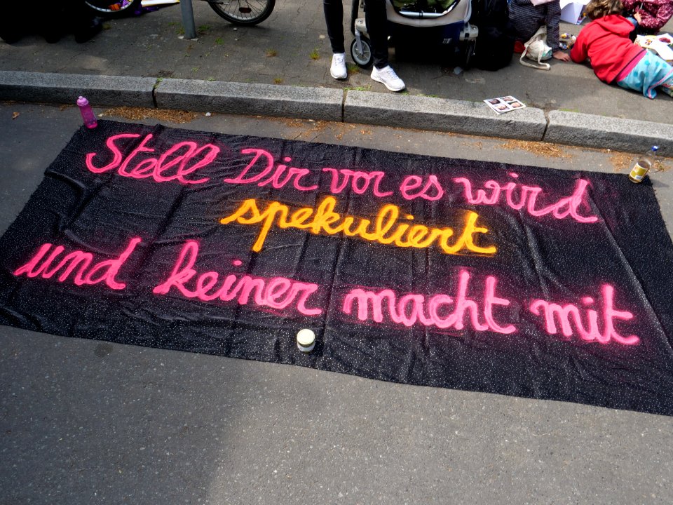 Start of the 1st may demonstration Grunewald 2019 12