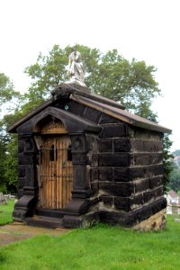 Sunshine Mausoleum, South Side Cemetery, 2019-07-08, 01