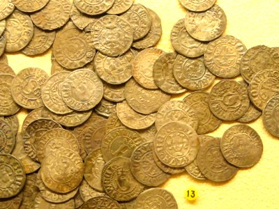 Swedish ortugs, from Masku coin hoard (c. 1400) - National Museum of Finland - DSC04145