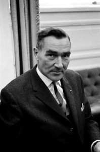Staatssecretaris van Defensie Haex, Bestanddeelnr 915-5885