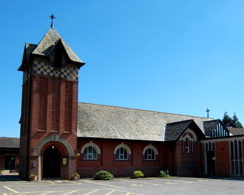 St Patrick's Church, Manor Road, Hayling Island (May 2019) (7)