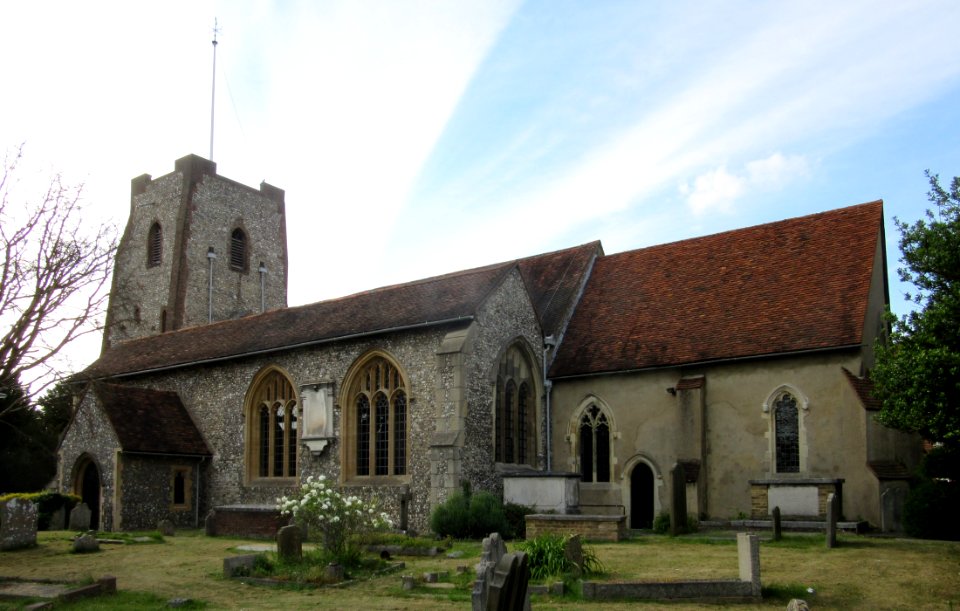 St Mary's Church, Church Street, Walton-on-Thames (NHLE Code 1030224) (June 2015) (5)